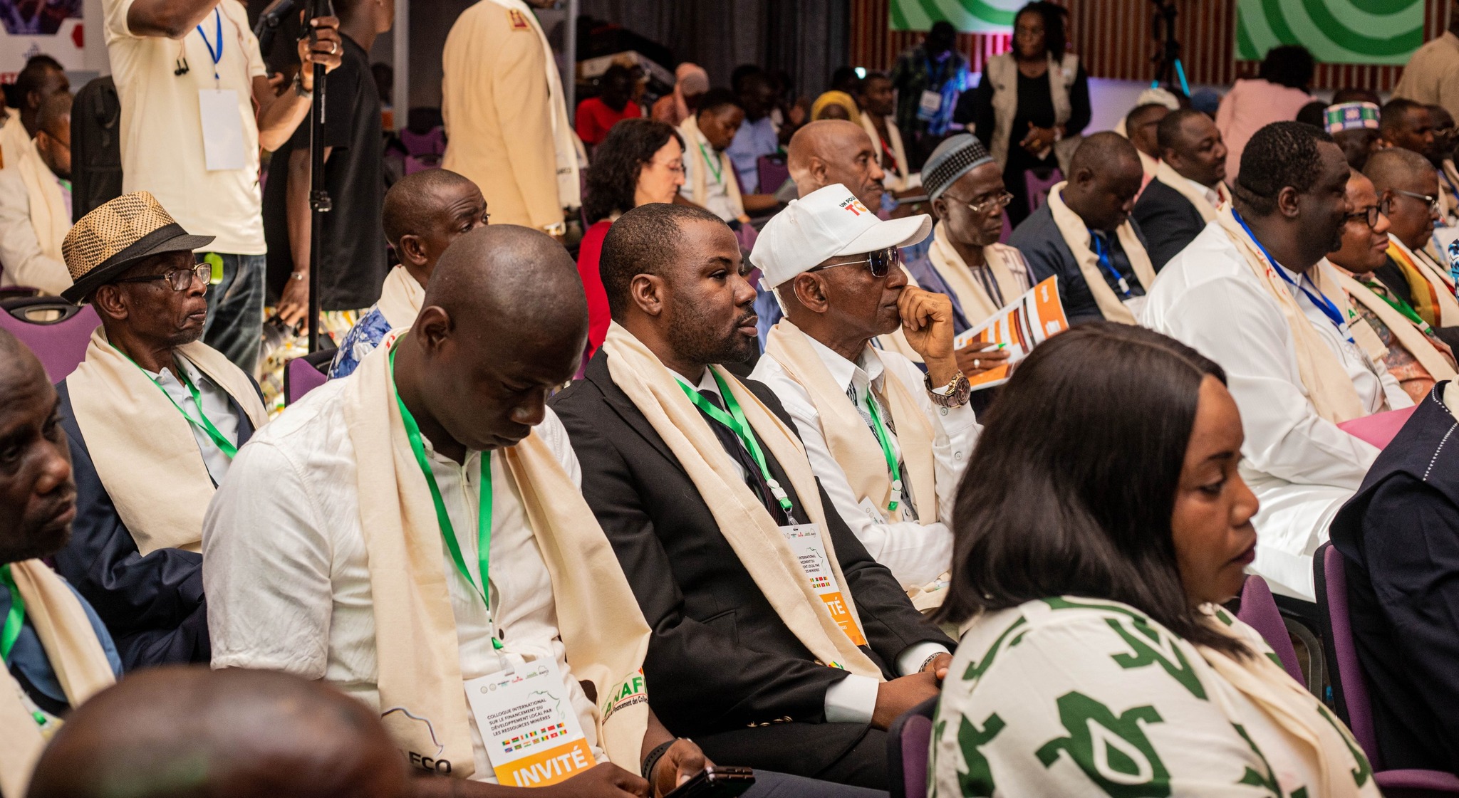 𝗖𝗢𝗟𝗟𝗢𝗤𝗨𝗘 𝗜𝗡𝗧𝗘𝗥𝗡𝗔𝗧𝗜𝗢𝗡𝗔𝗟 𝗗𝗘𝗦 𝗜𝗡𝗦𝗧𝗜𝗧𝗨𝗧𝗜𝗢𝗡𝗦 𝗔𝗙𝗥𝗜𝗖𝗔𝗜𝗡𝗘𝗦 𝗗𝗘 𝗙𝗜𝗡𝗔𝗡𝗖𝗘𝗠𝗘𝗡𝗧 𝗗𝗘𝗦 𝗖𝗢𝗟𝗟𝗘𝗖𝗧𝗜𝗩𝗜𝗧𝗘́𝗦 𝗟𝗢𝗖𝗔𝗟𝗘𝗦 𝗣𝗔𝗥 𝗟𝗘𝗦 𝗥𝗘𝗦𝗦𝗢𝗨𝗥𝗖𝗘𝗦 𝗙𝗜𝗡𝗔𝗡𝗖𝗜𝗘̀𝗥𝗘𝗦